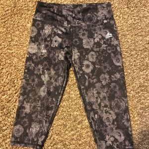 RBX Black and gray rose capris